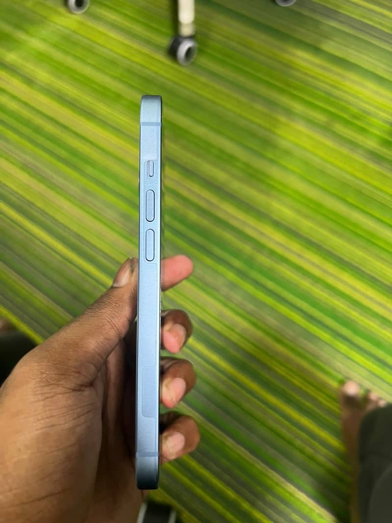 Apple iPhone 14 6