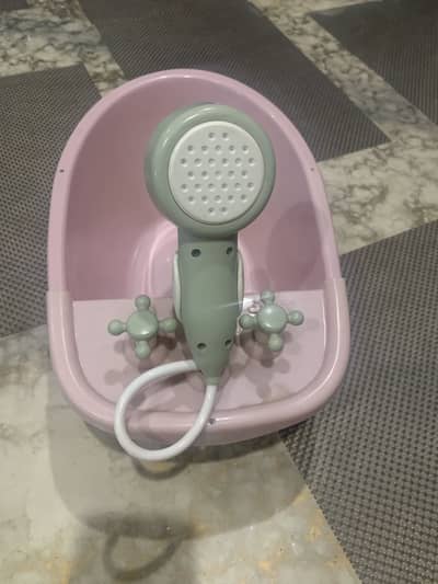 Barbie bath tub