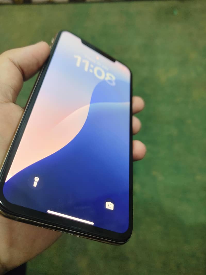 iphone xs max 2