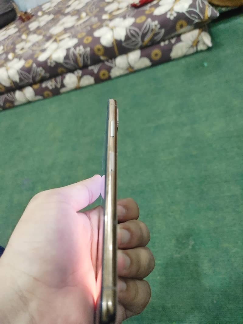iphone xs max 6