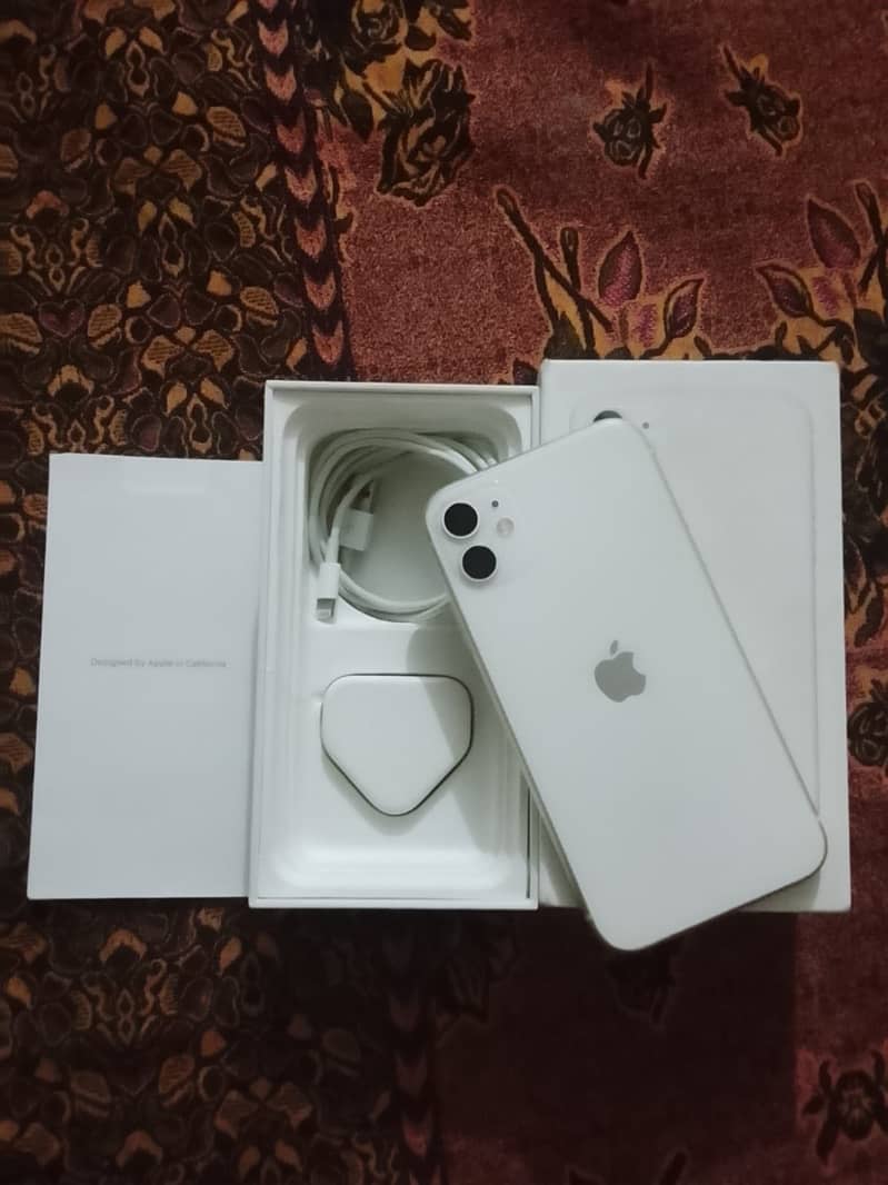 Apple iPhone 11 4