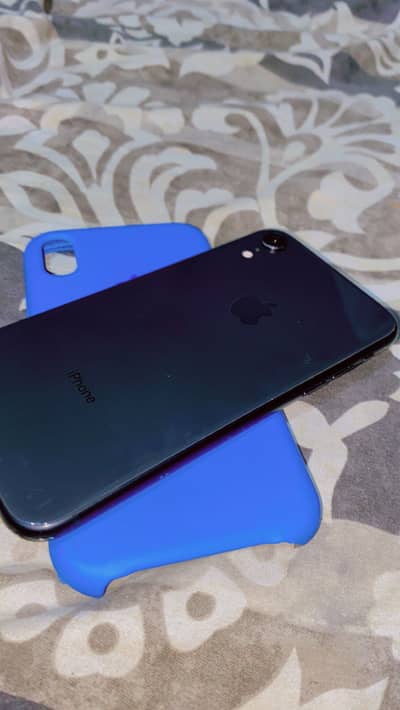 Apple iPhone XR
