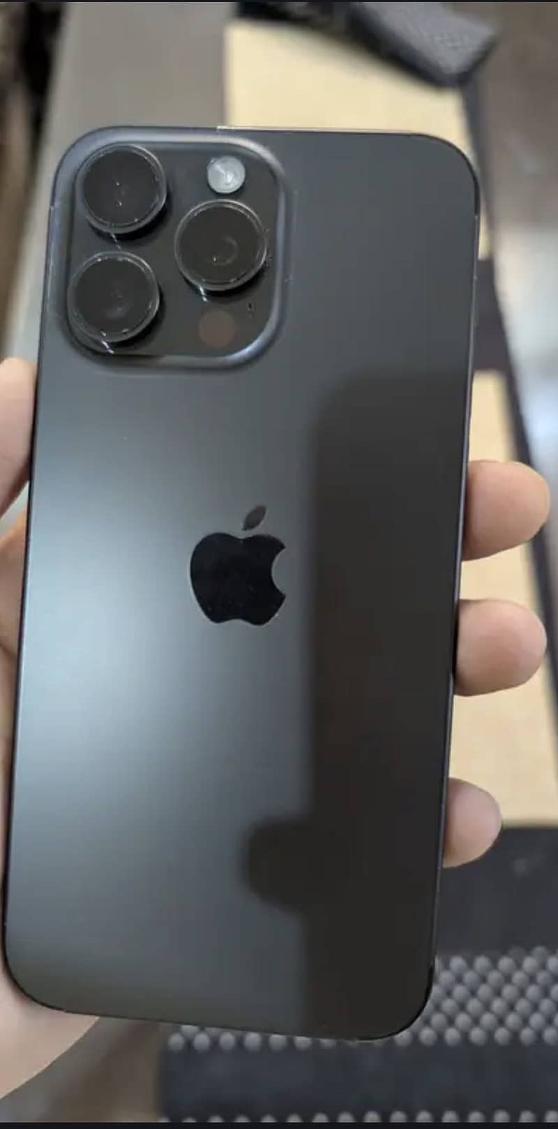 Apple iPhone 15 Pro Max 0