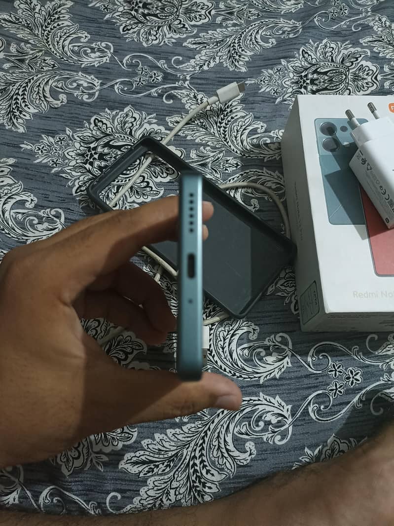 Xiaomi Redmi Note 13 Pro 4
