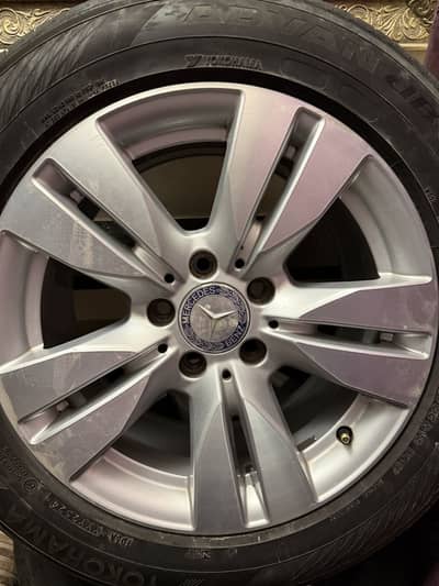 Mercedes Benz W212 Genuine Alloy wheels