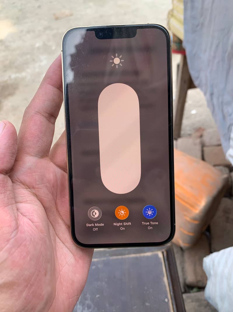iPhone 13 Pro jv 4