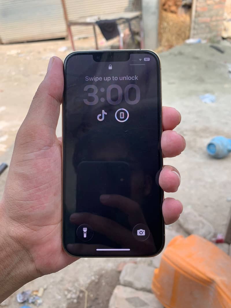 iPhone 13 Pro jv 7