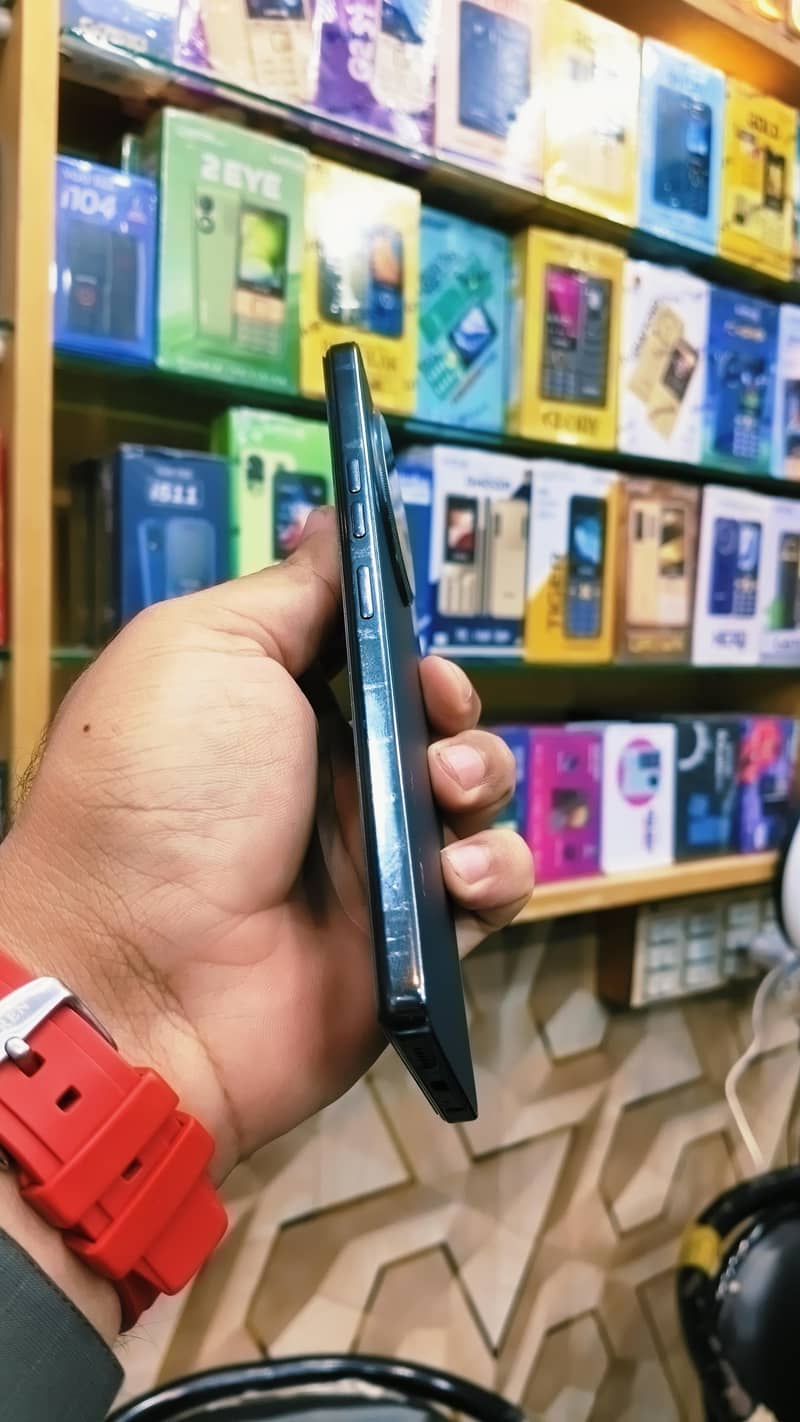 Tecno CAMON 30 5