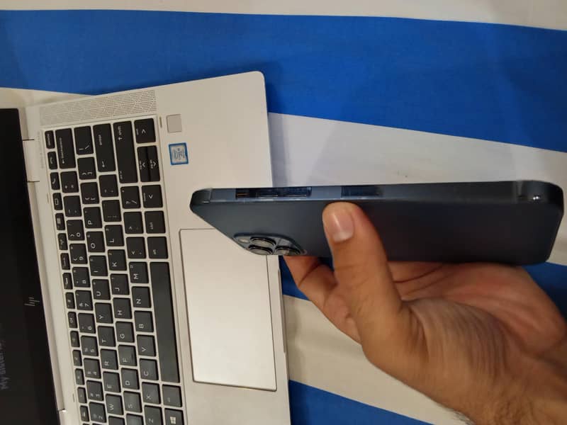 Apple iPhone 12 Pro Max 3