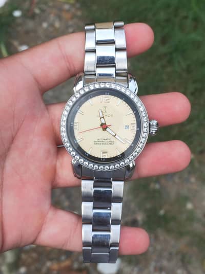 automatic movment wtach only 6000