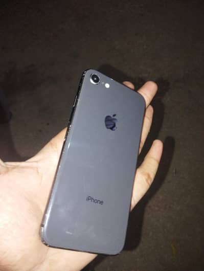 Apple iPhone 8
