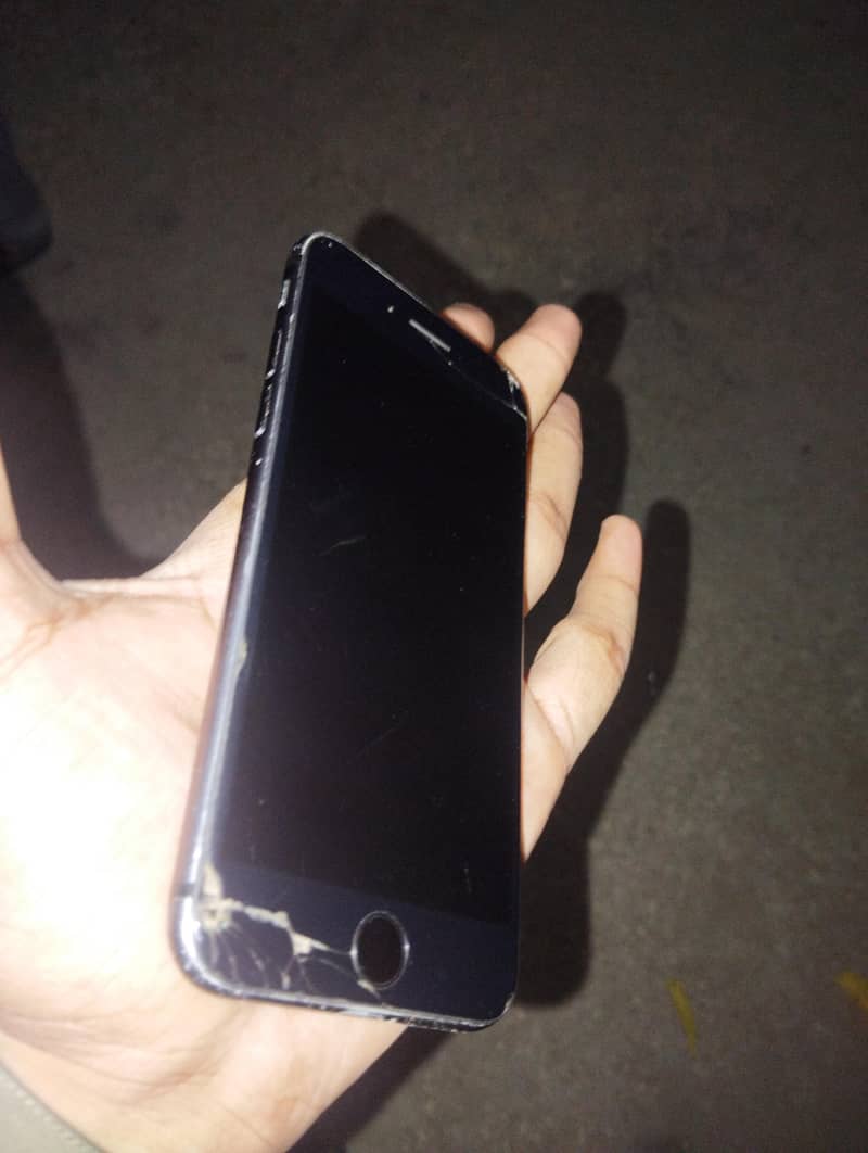 Apple iPhone 8 1