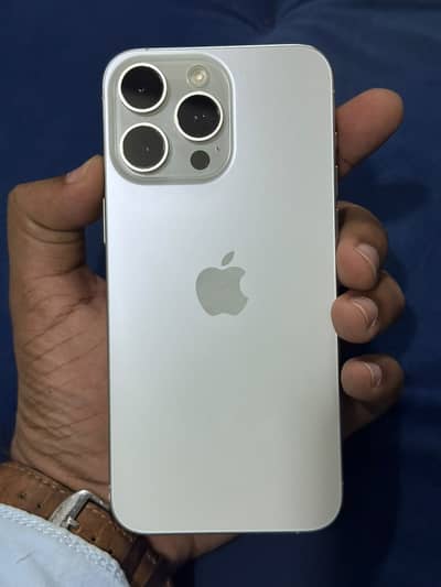 Apple iPhone 15 Pro Max