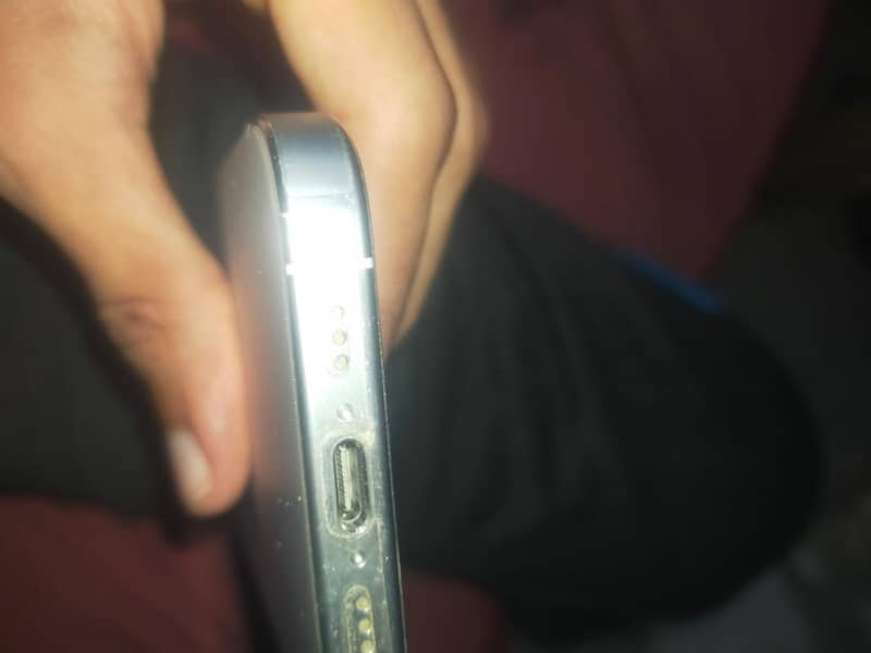 Apple iPhone 16 Pro(factory) 3