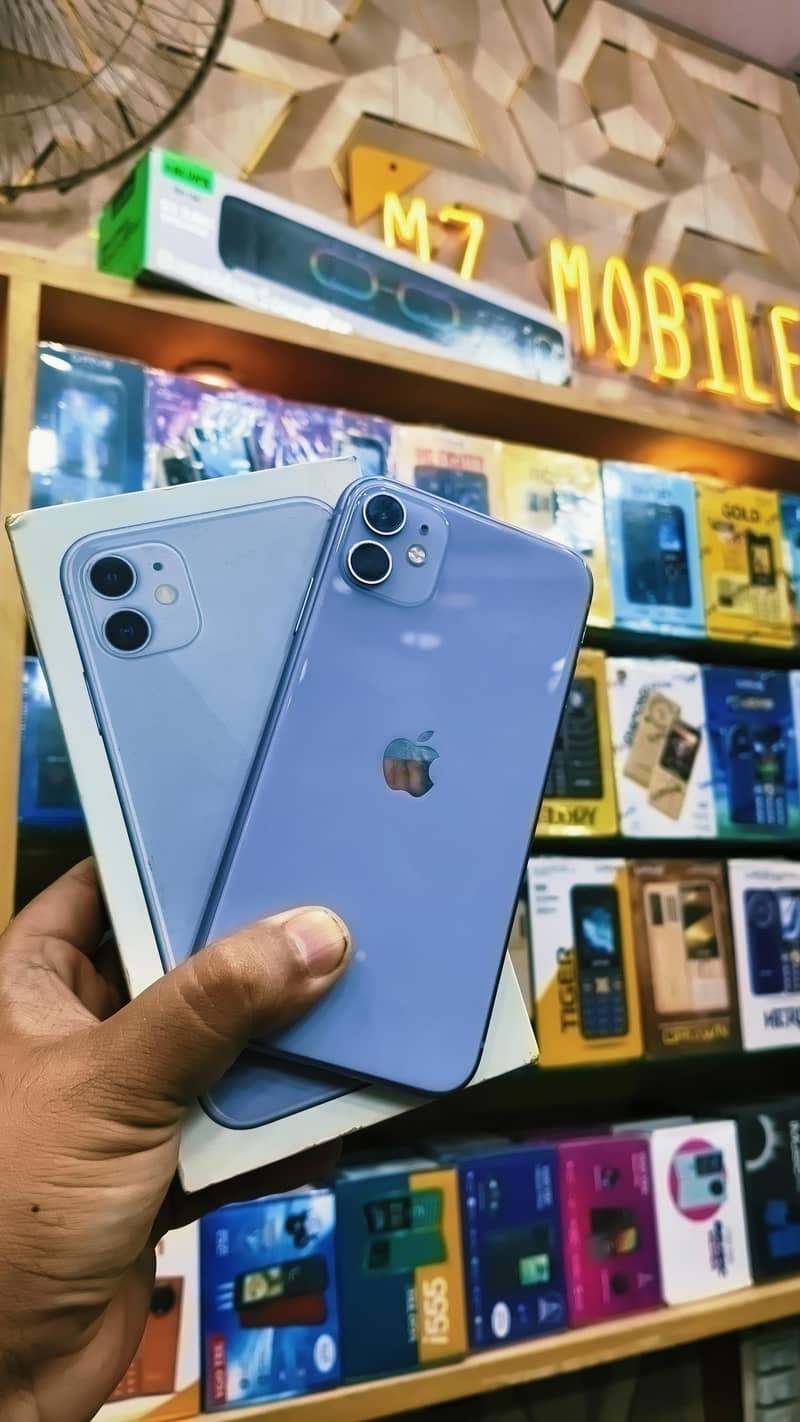 Apple iPhone 11 0