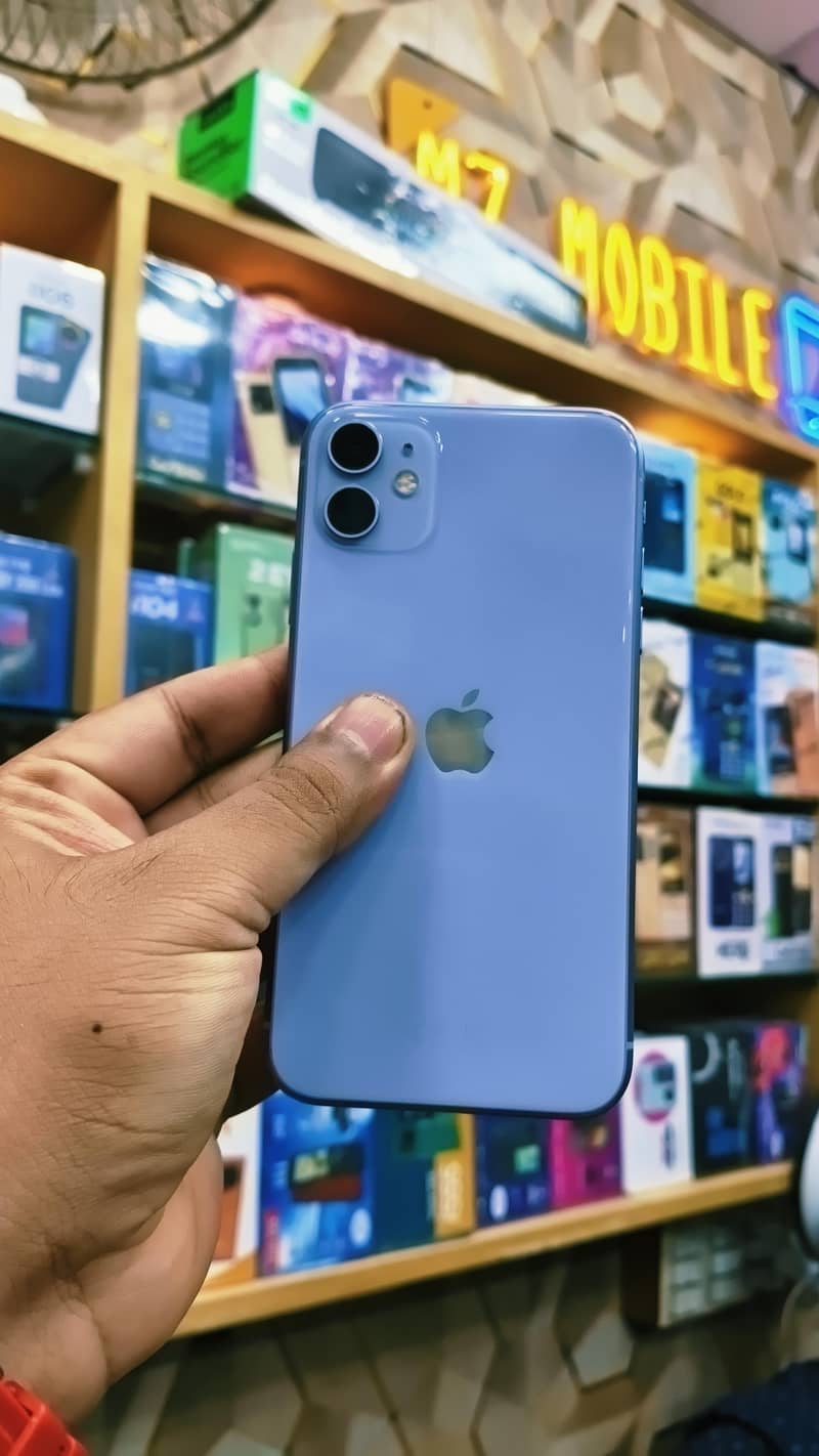 Apple iPhone 11 3