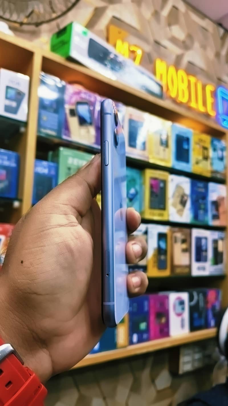 Apple iPhone 11 5
