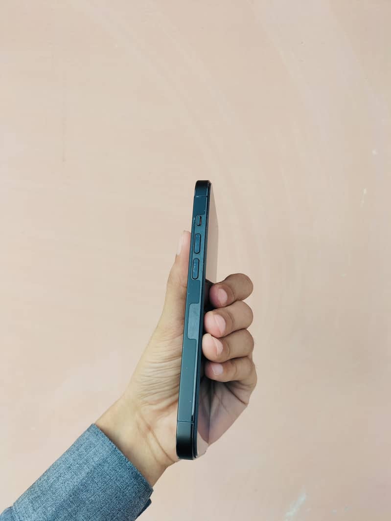 Apple iPhone 14 Pro 1