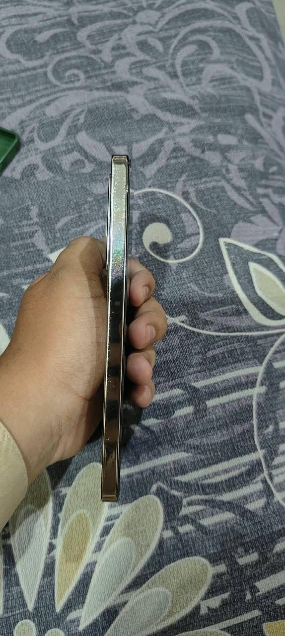 Infinix Note 40 6