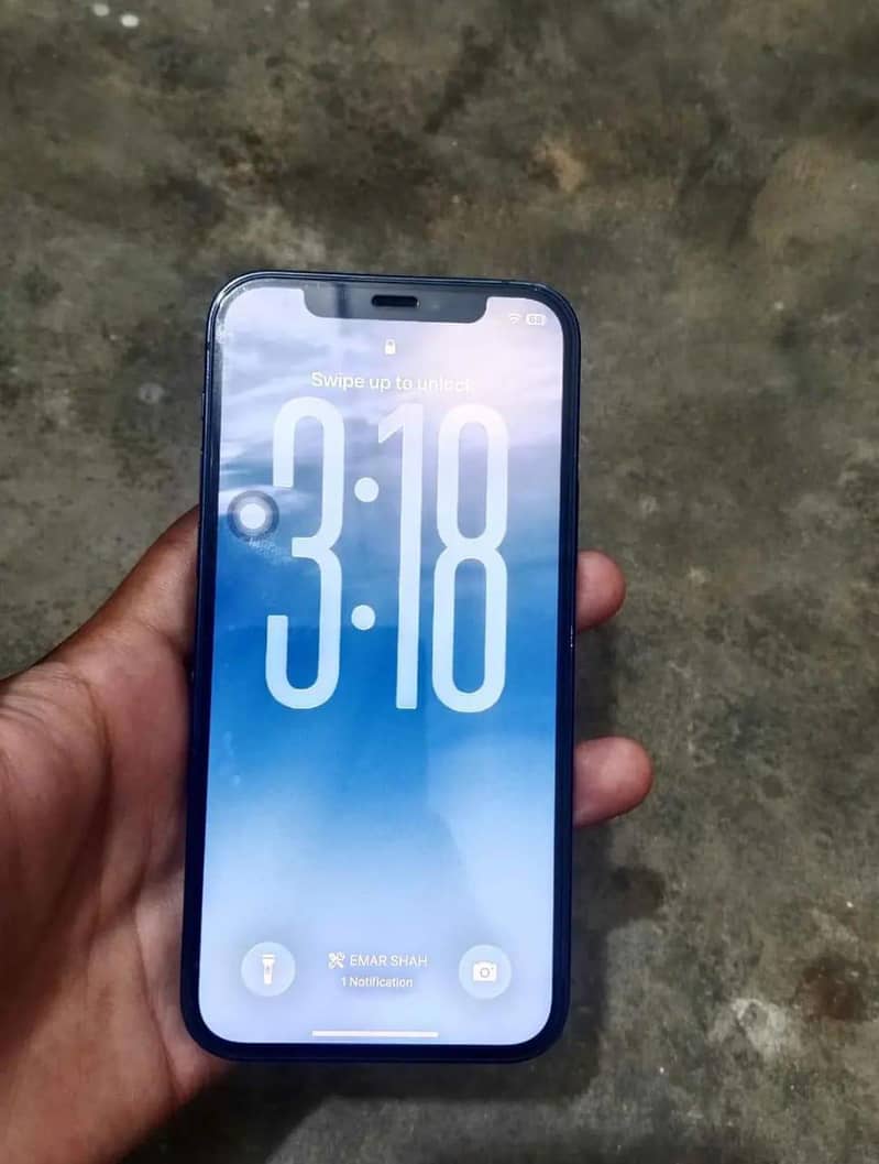 Apple iPhone 12 3
