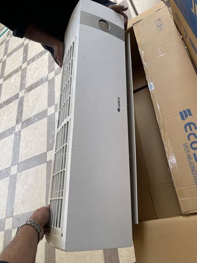 1.5 ton gree DC-invertor ac used for sale
