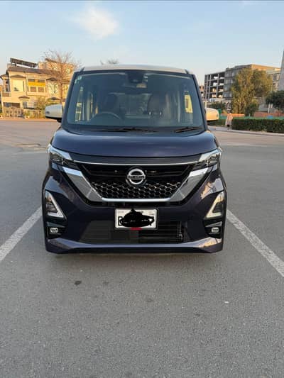 Nissan Roox 2022