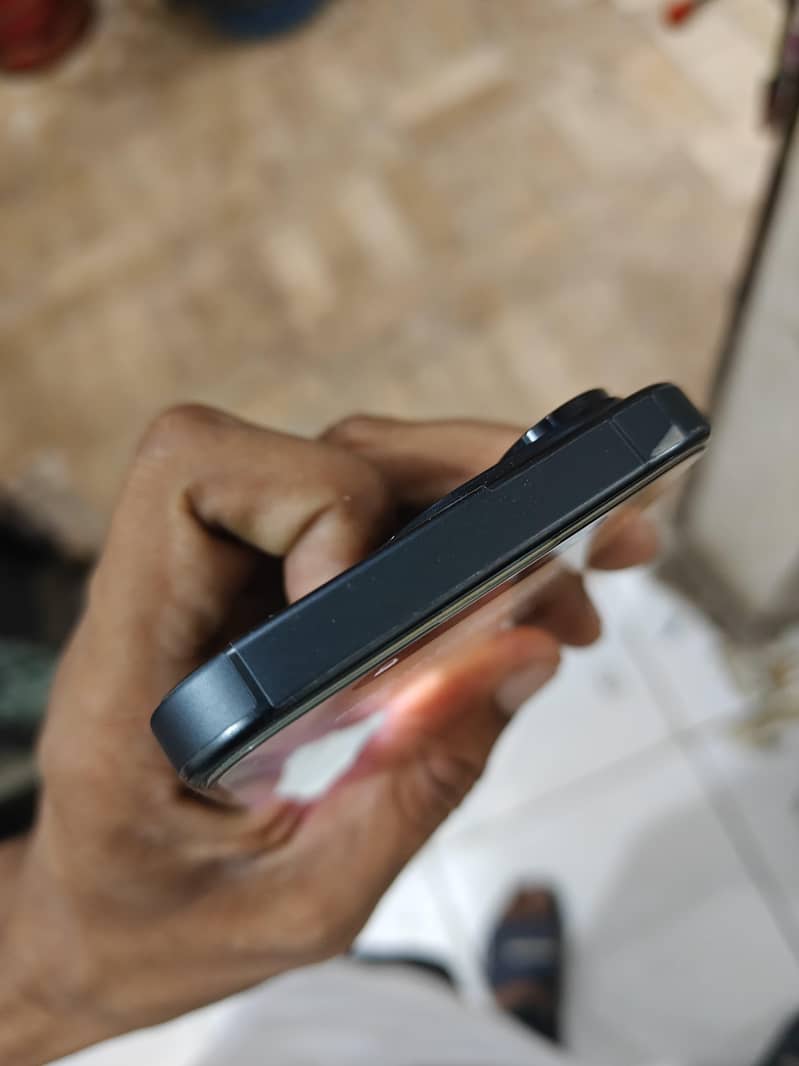 Apple iPhone 15 Pro 5