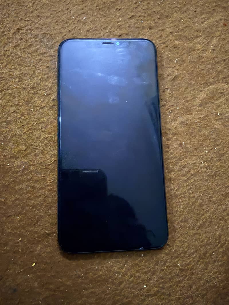 iPhone xs max 3