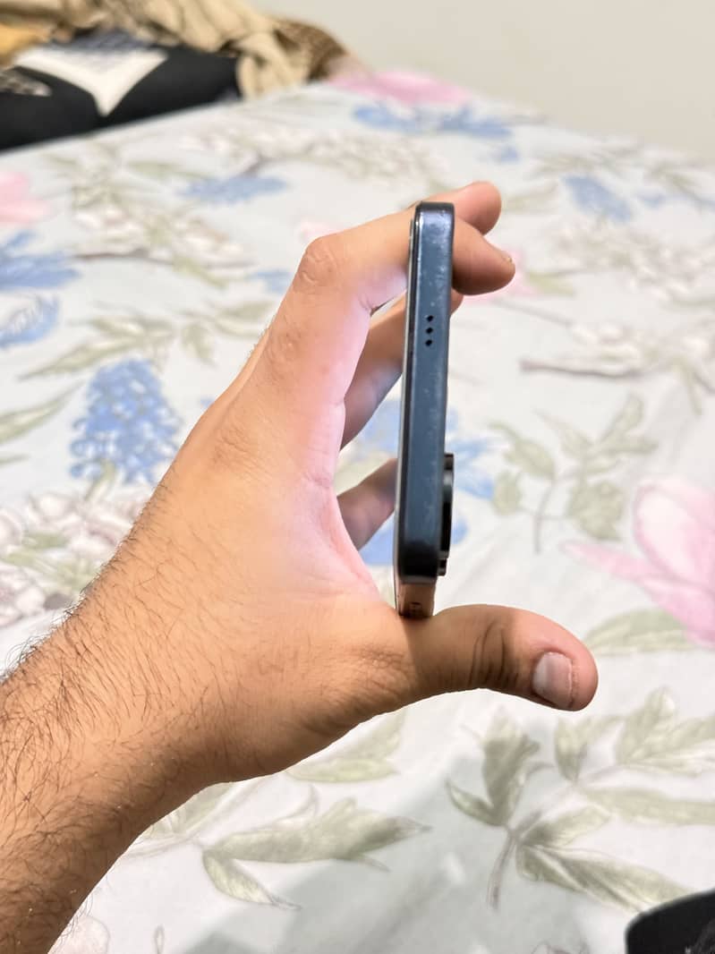 Tecno CAMON 20 2