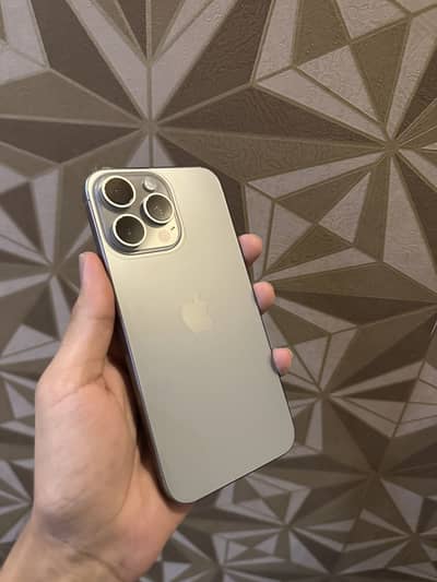 Apple iPhone 15 Pro Max