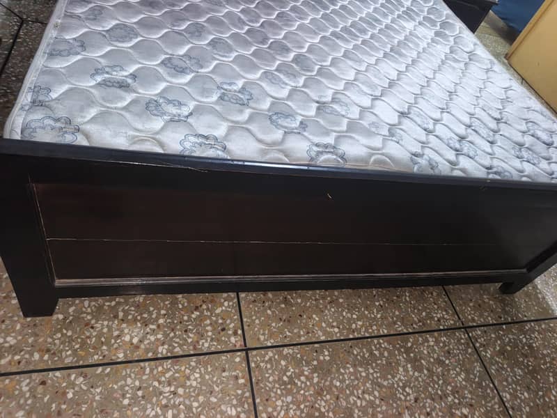 king size bed 3