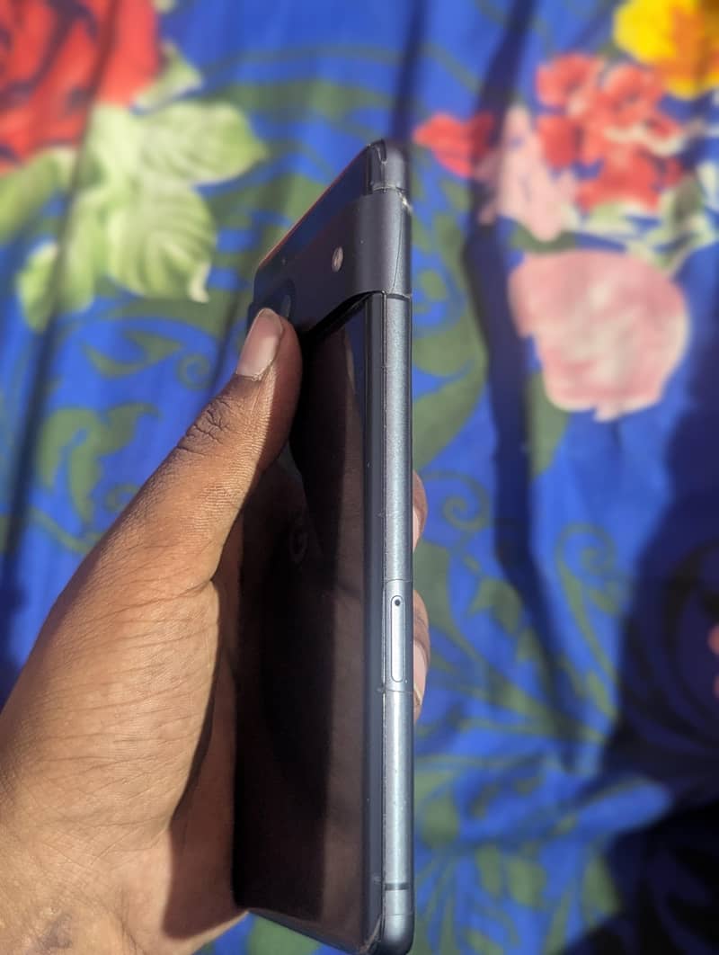 Google Pixel 7 5
