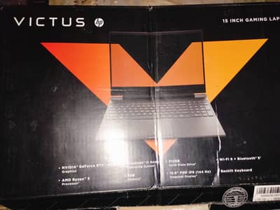 HP Victus FB-2082WM : RTX 4050