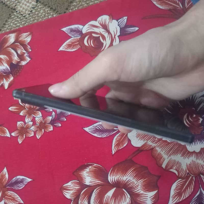 Google Pixel 6 4