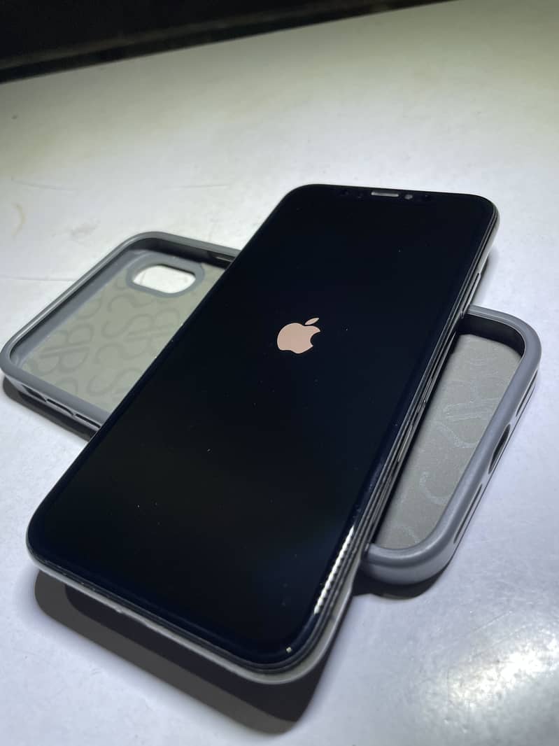 Apple iPhone X 2