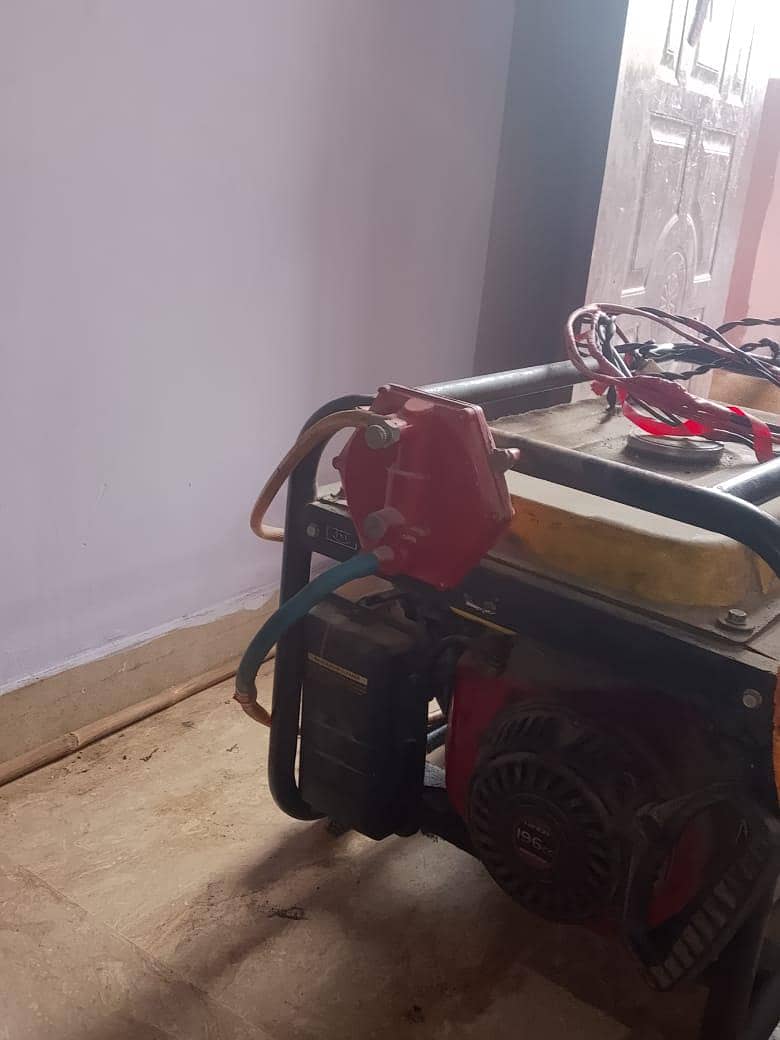 Generator 2.5Kv 3
