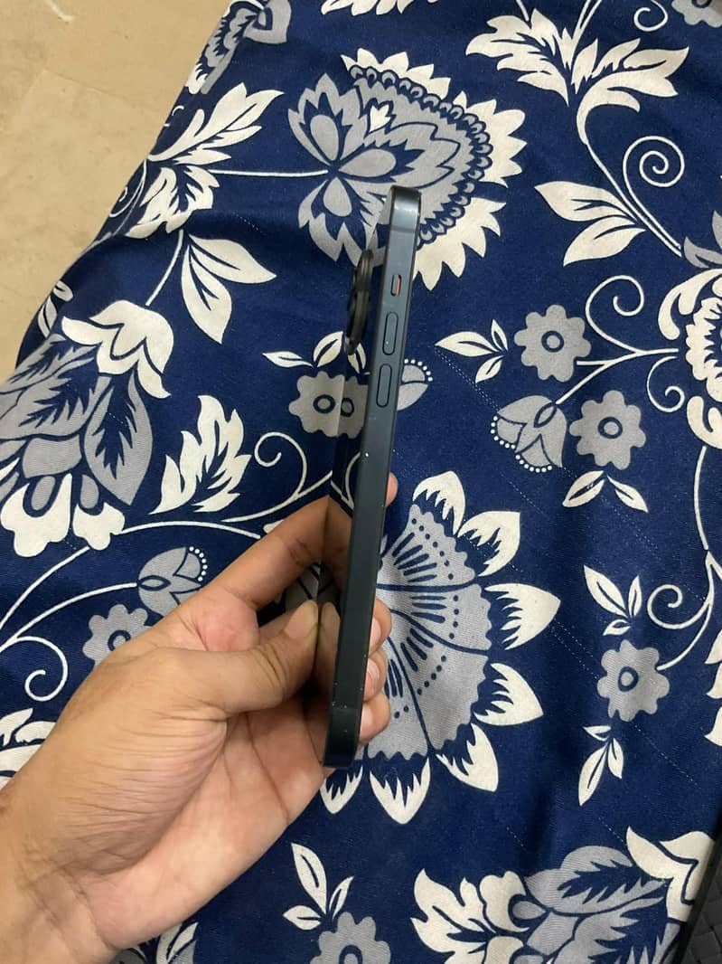 Apple iPhone 14 plus 5