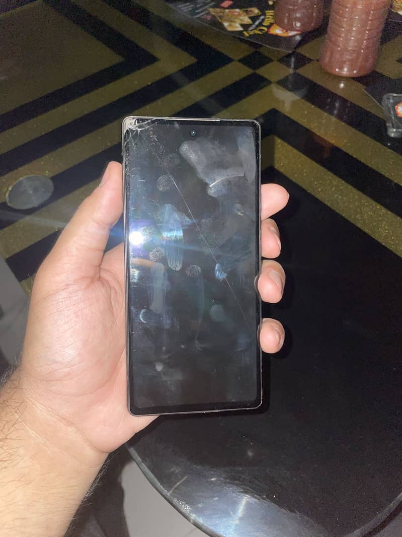 Pixel 6a 5