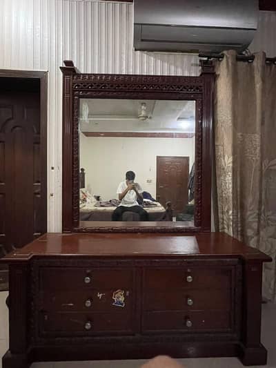 pure Tali wood dressing table
