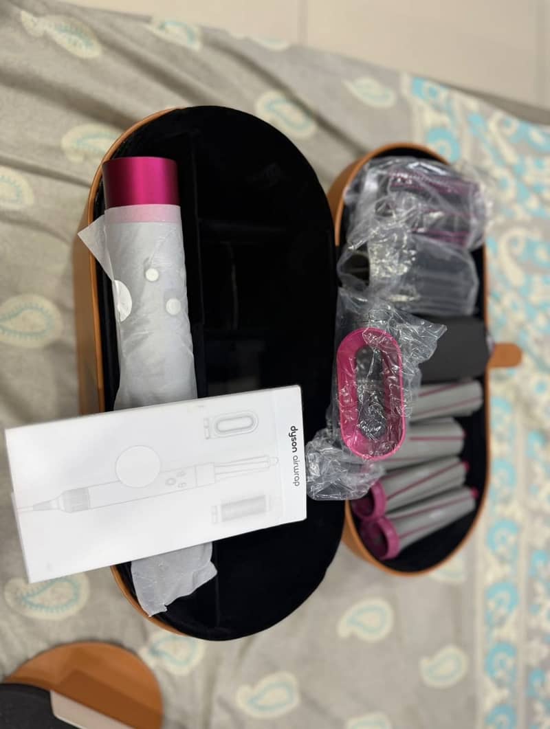 DYSON AIRWRAP COMPLETE SET 7