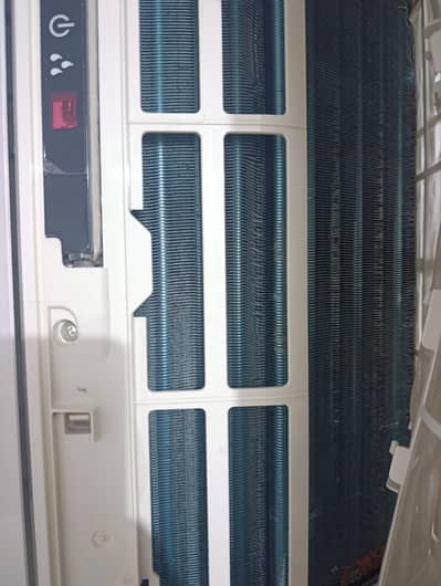 Gree g10 2 ton DC inverter AC