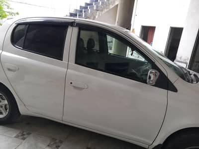 Toyota Vitz 1999