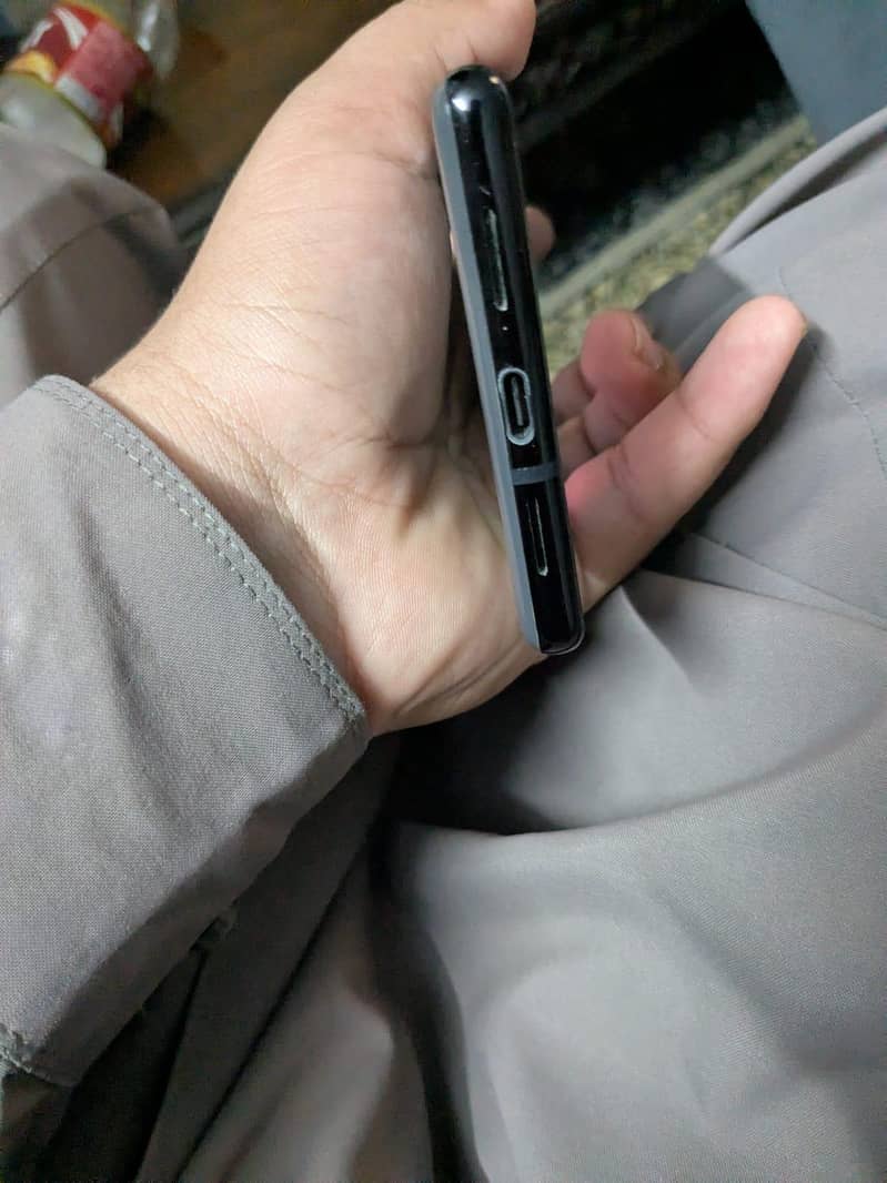 Google pixel 6 pro 4