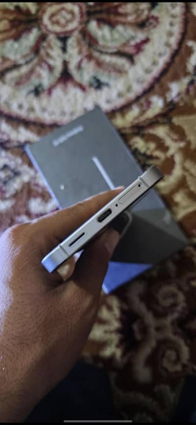 Samsung Mobile S25 FE