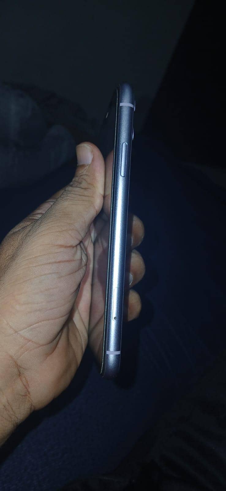 Apple iPhone 11 0