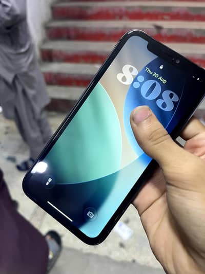 Apple iPhone 11