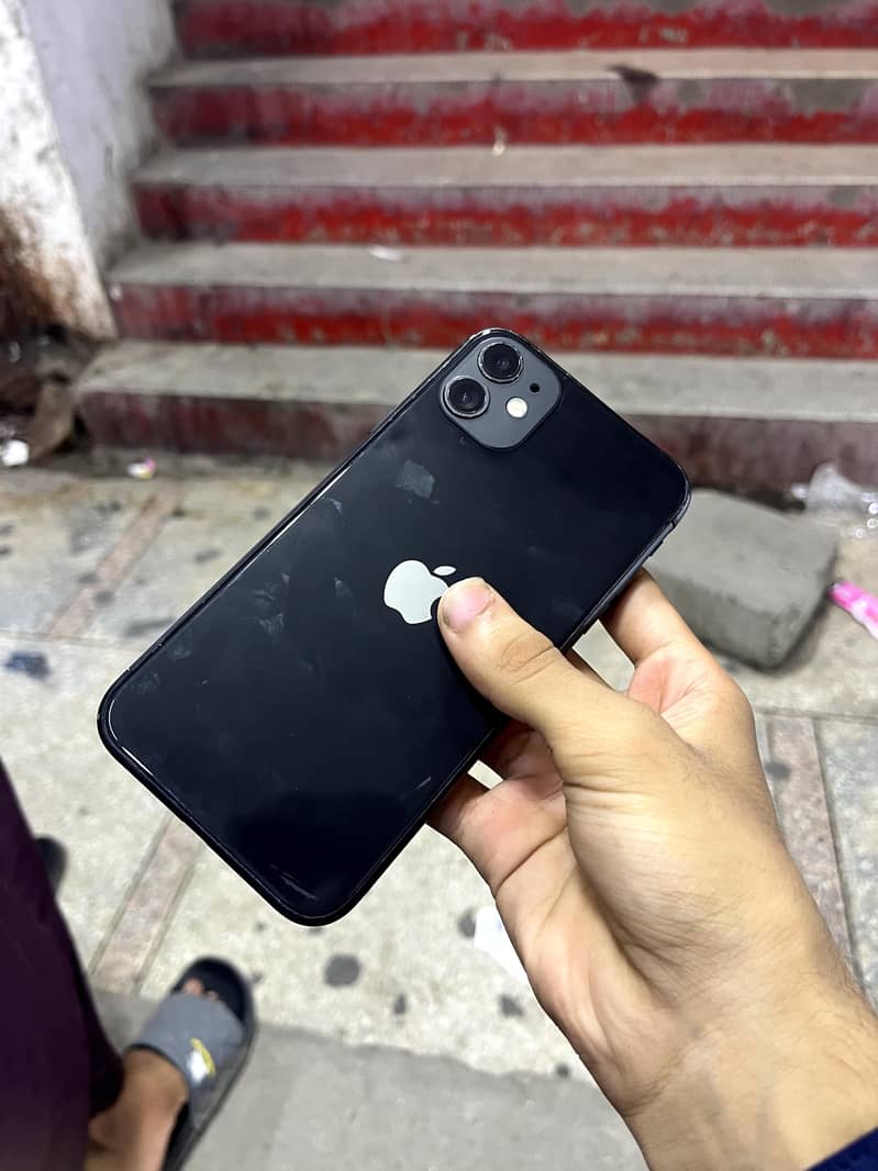 Apple iPhone 11 6