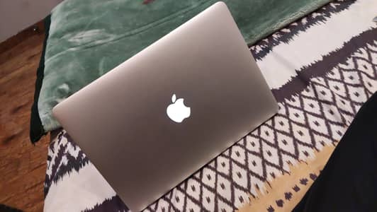 macbook air 2017