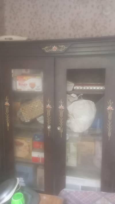 Showcase New in condition