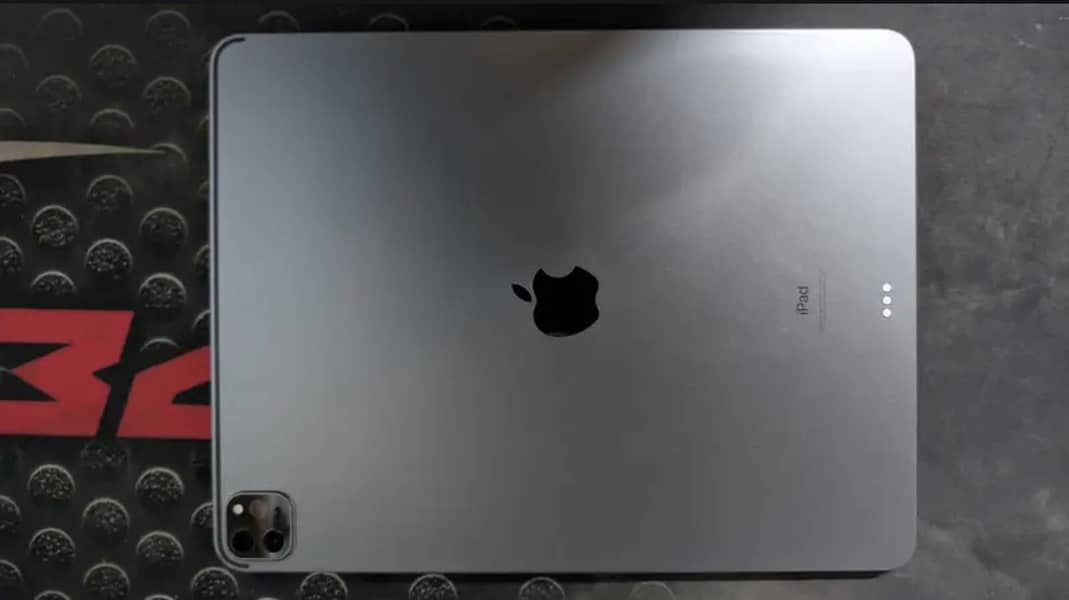 Ipad pro 5th Generation 1